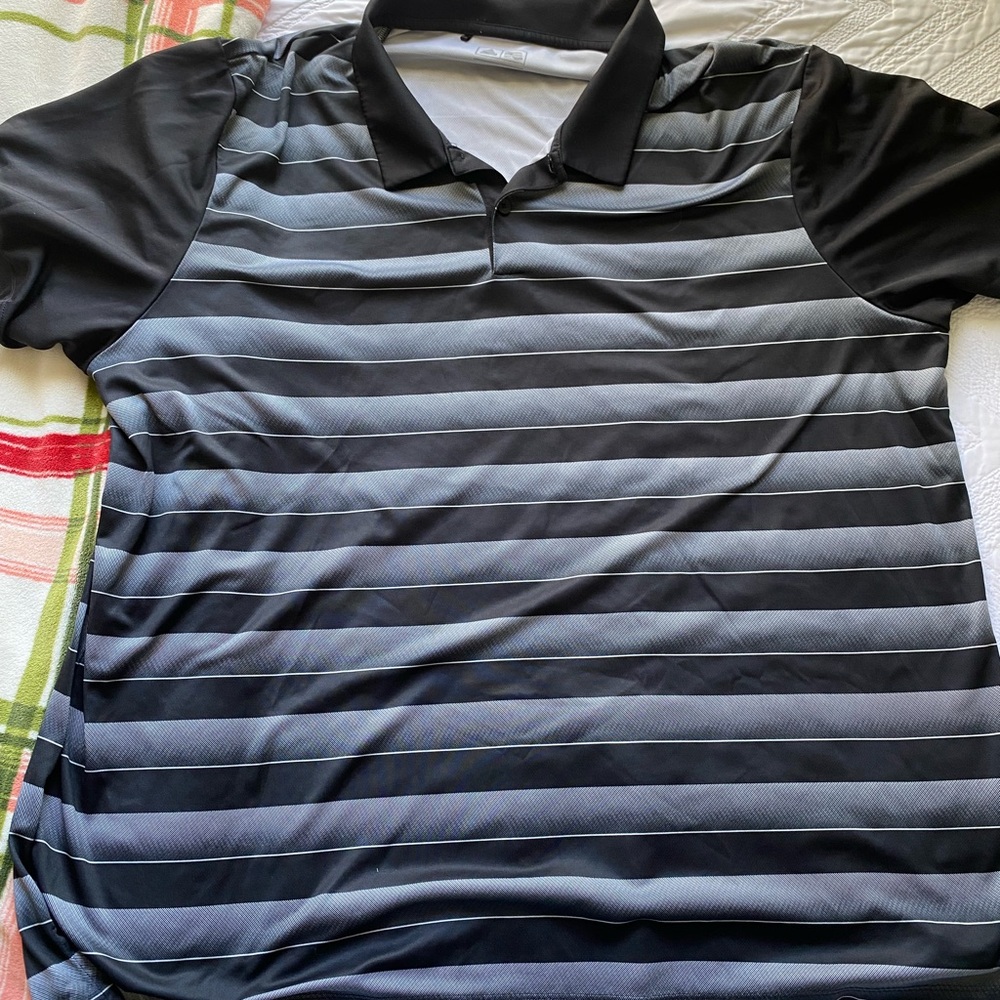 Adidas men’s collared polo shirt. Lightweight and breathable golf shirt